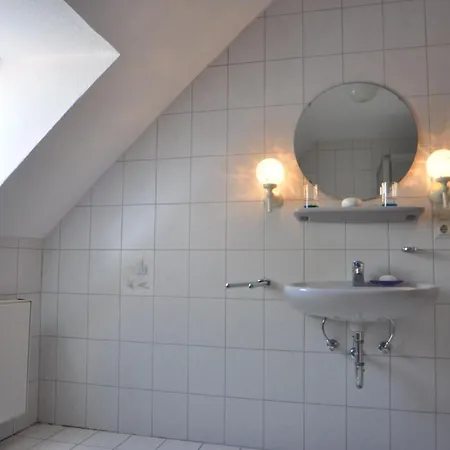 Landliebe 65347 شقة *